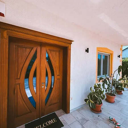Villa Prive *